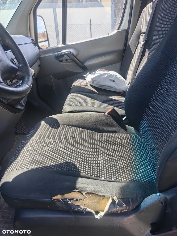 Mercedes-Benz Sprinter - 4