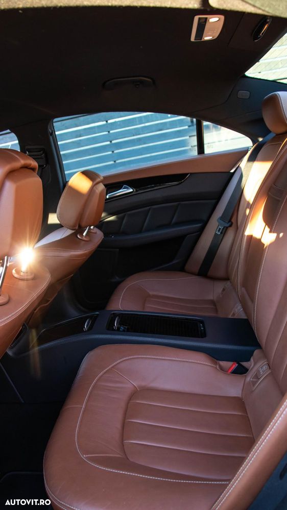 Mercedes-Benz CLS 250 d 4MATIC Aut - 28
