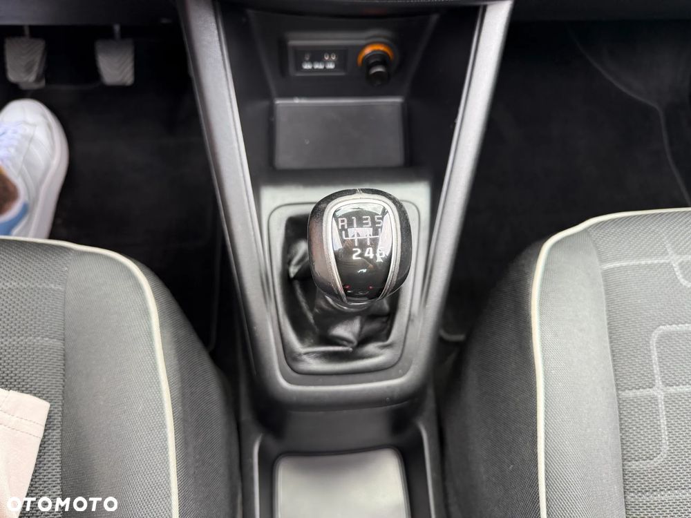 Kia Venga 1.6 CVVT Dream Team Edition - 16