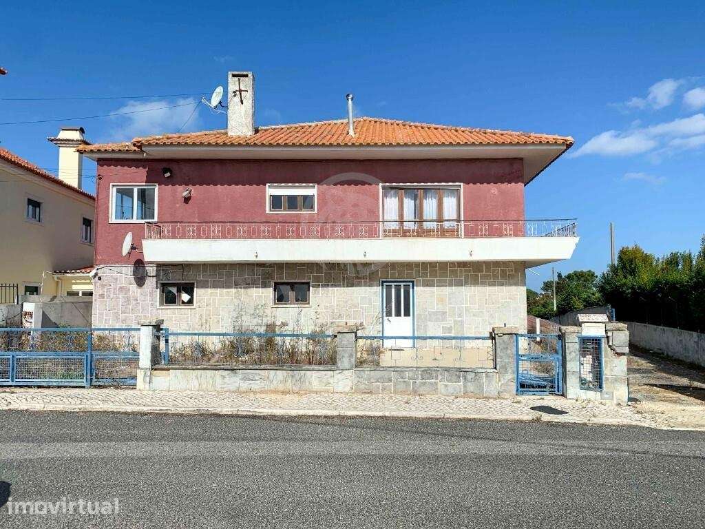 Moradia T6  com vista mar na Ericeira, com potencial para 4 apartament - Grande imagem: 3/51