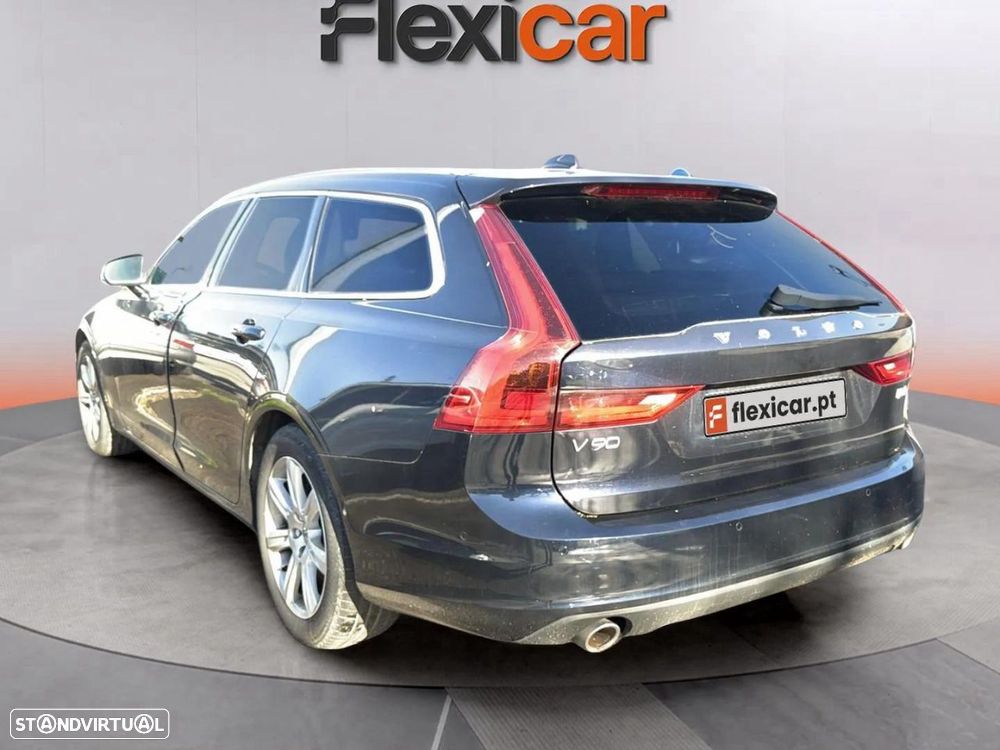Volvo V90 2.0 D4 Momentum Plus Geartronic - 5