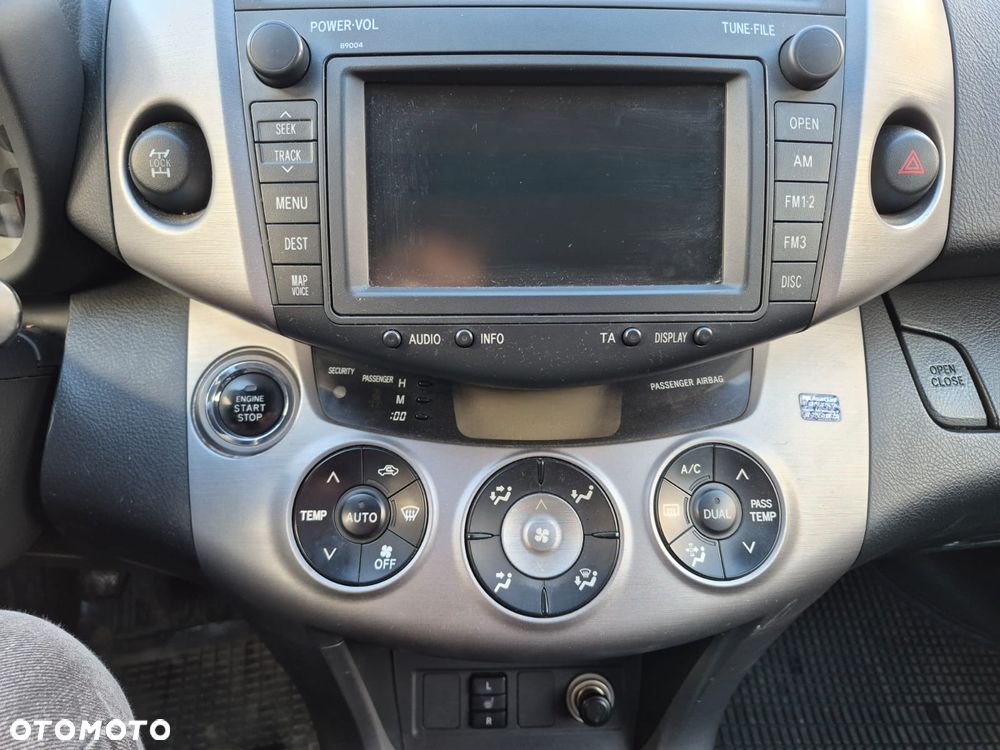 Toyota RAV4 2.2 D-CAT 4x4 Executive - 2