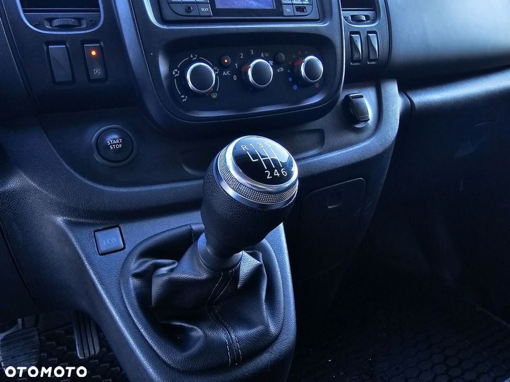 Renault Trafic - 19