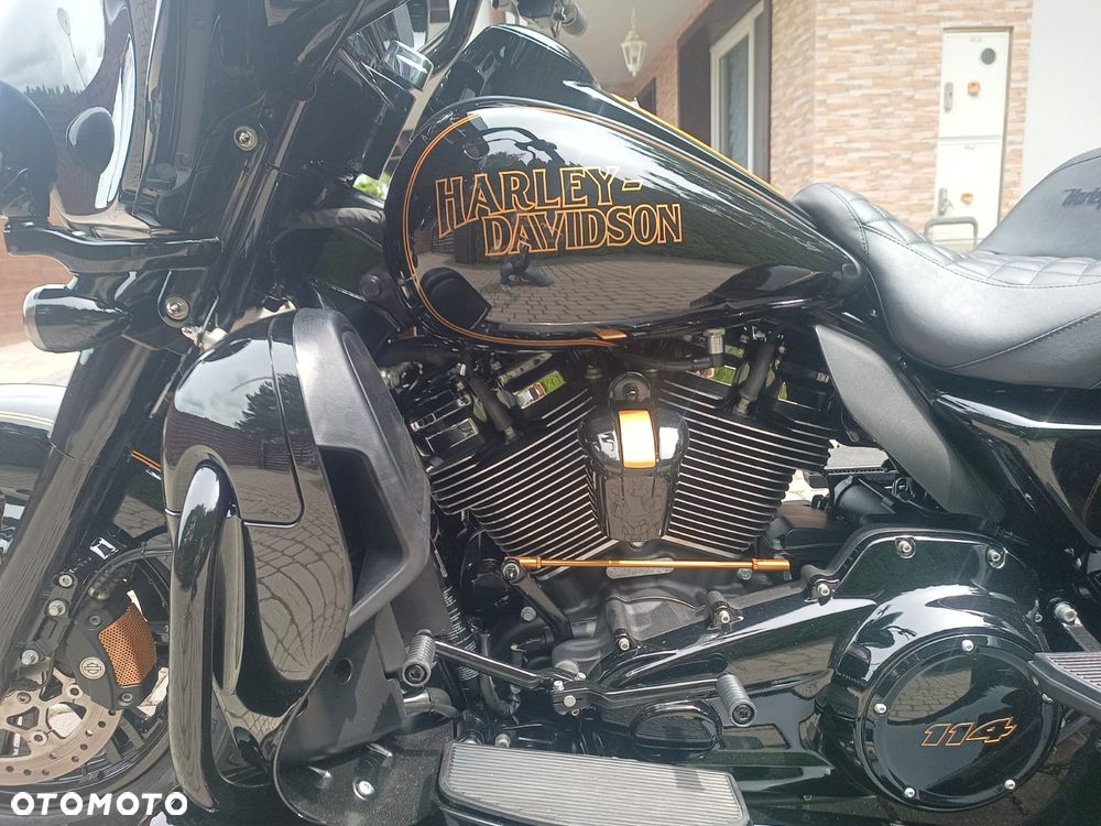 Harley-Davidson FLHTCU Ultra - 8