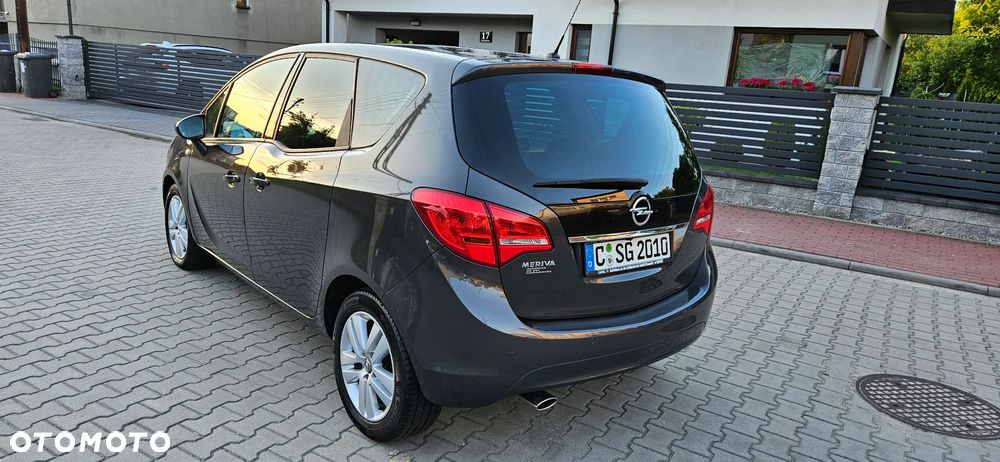 Opel Meriva 1.4 Design Edition - 9