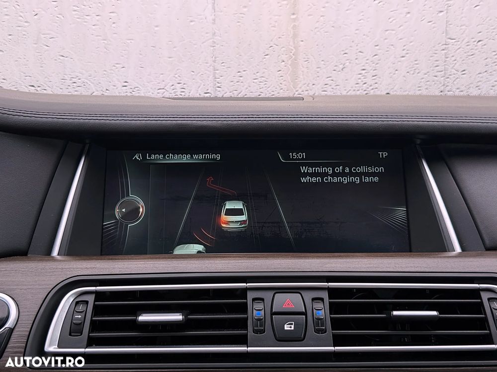 BMW Seria 7 730d Edition Exclusive - 16