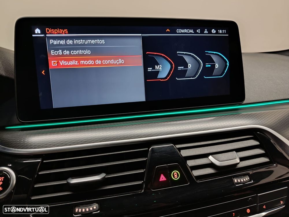 BMW 520 d Pack Desportivo M Auto - 24