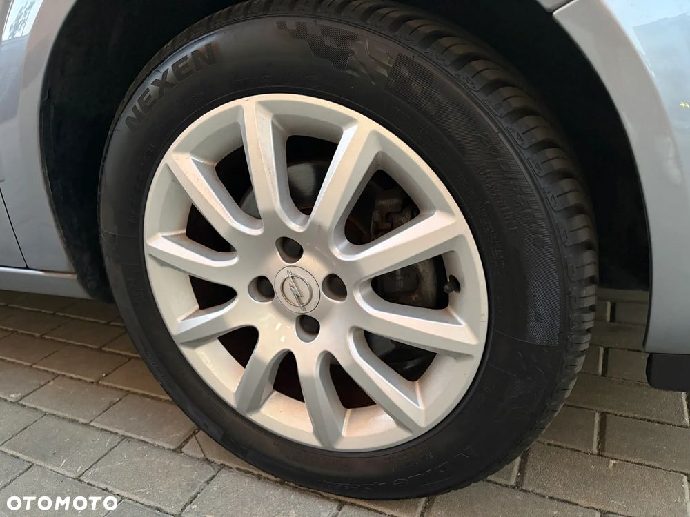 Opel Astra - 19