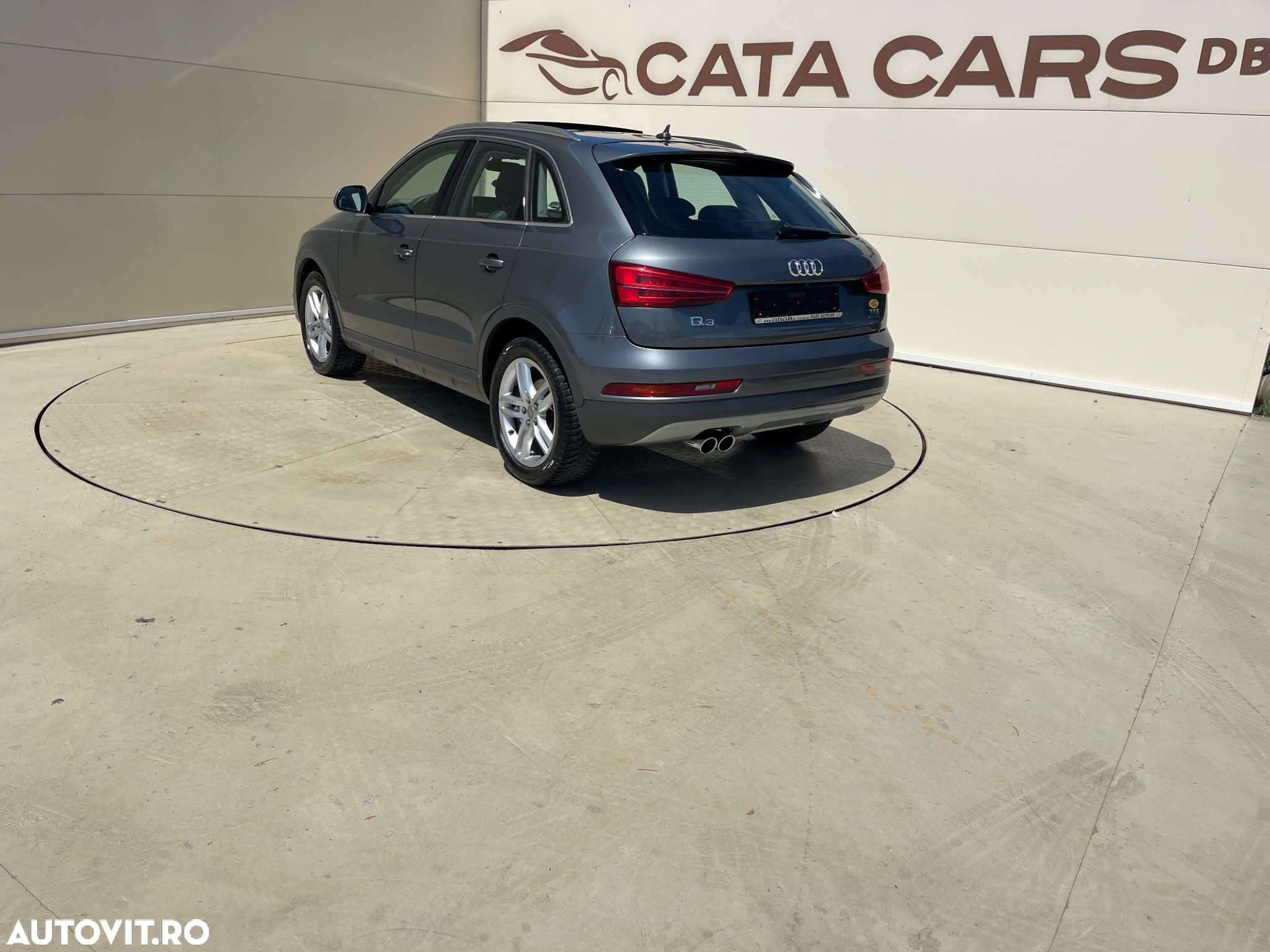 Audi Q3 2.0 TDI Quattro S tronic design - 10