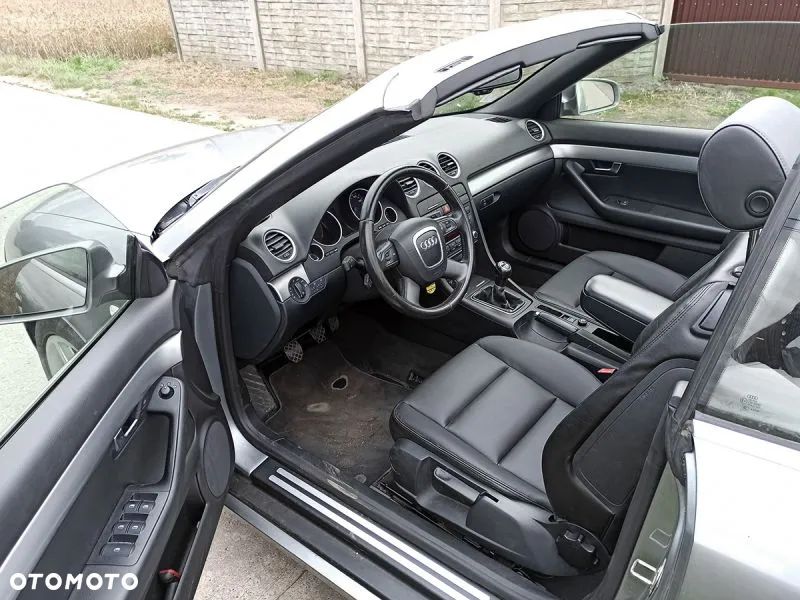 Audi A4 Cabrio 2.0 TDI DPF - 5
