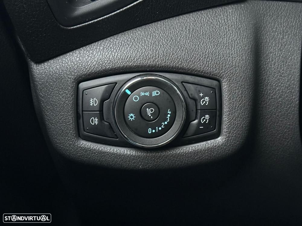 Ford Transit Connect 1.6 TDCi Longa 3 LUG. - 19