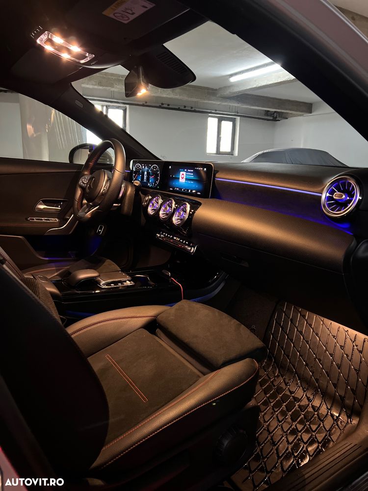 Mercedes-Benz A 220 4MATIC Sedan Aut. - 6