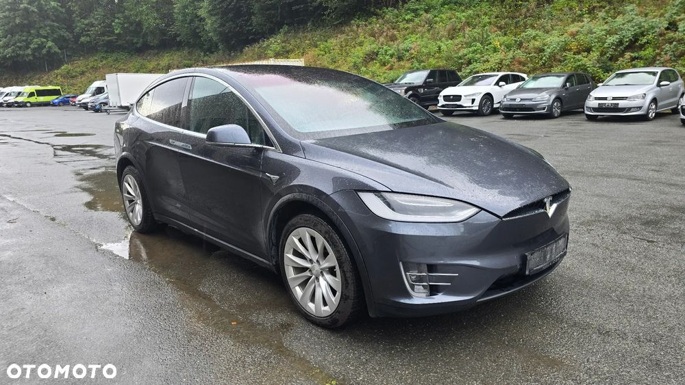Tesla Model X Long Range Plus - 3