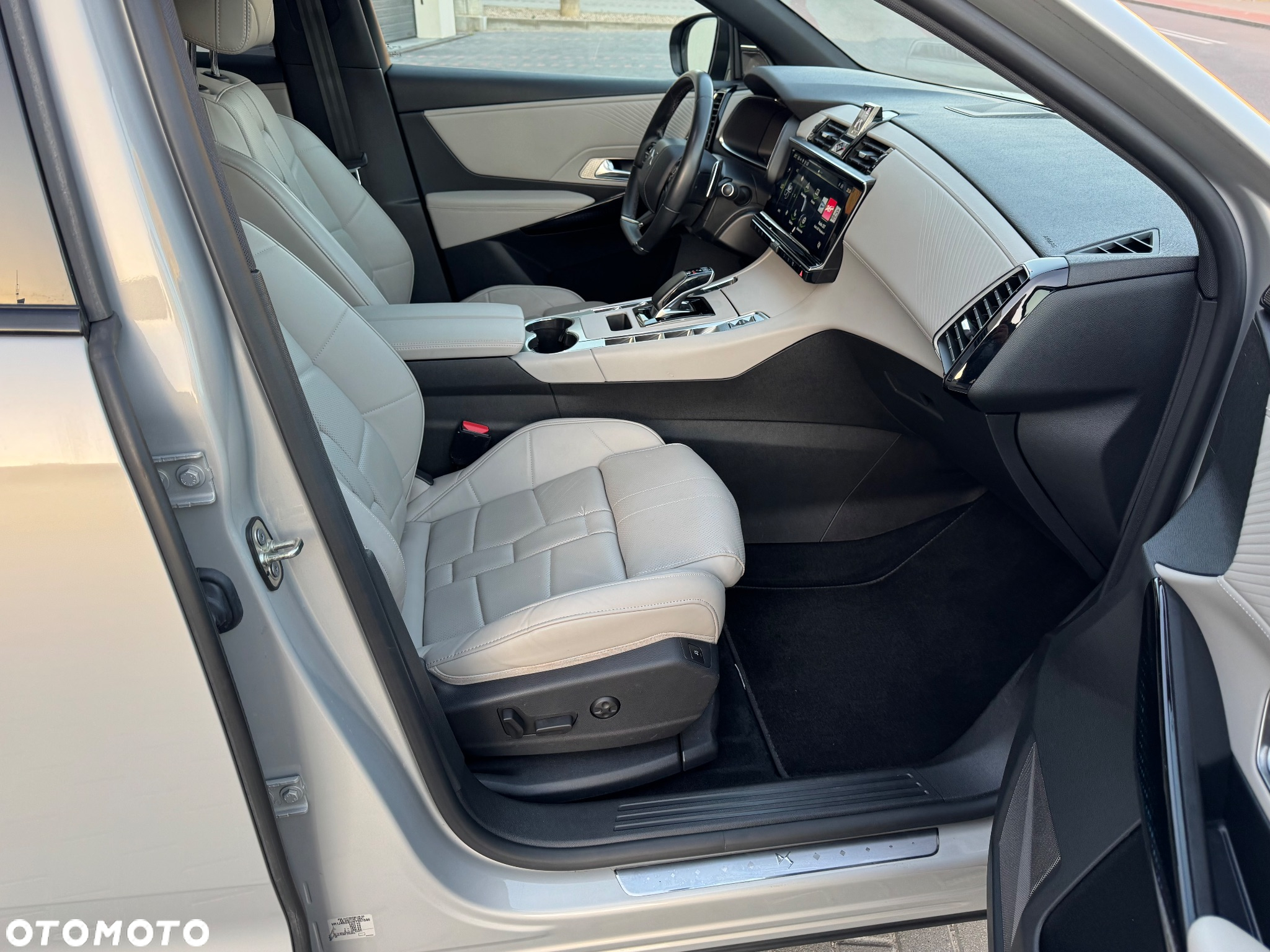 DS Automobiles DS 7 Crossback 1.6 E-Tense 4x4 Opera - 38