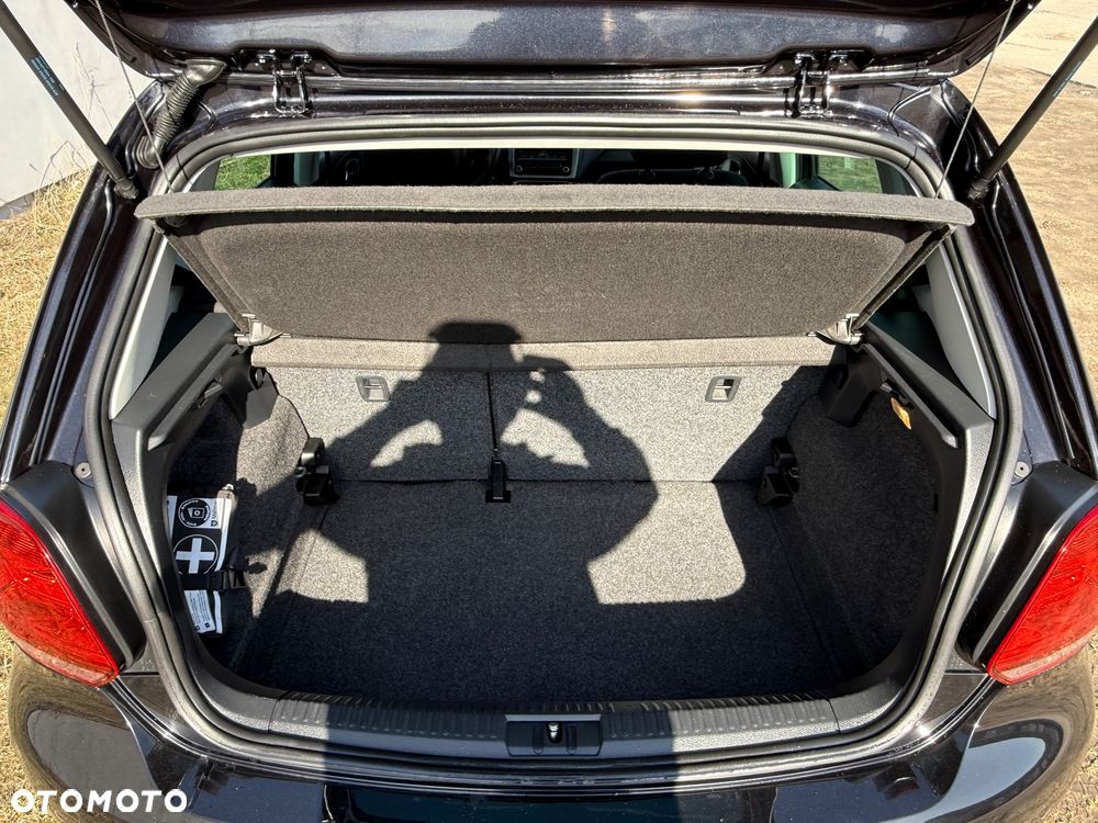 Volkswagen Polo 1.2 Team - 24