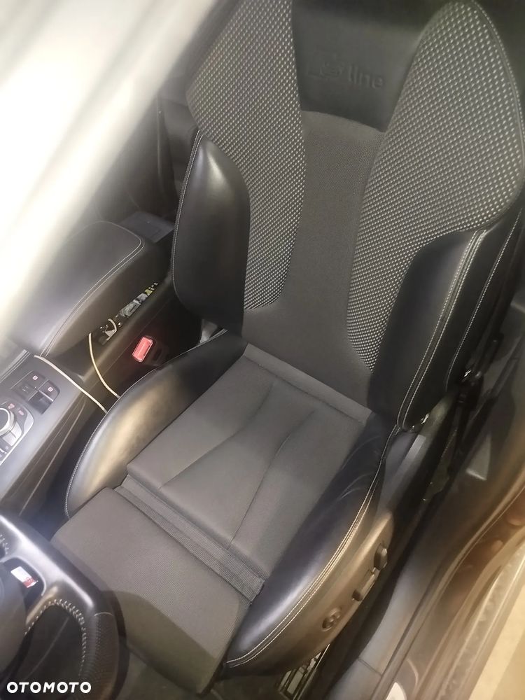 Audi A3 Sportback 2.0 TDI (clean diesel) quattro S tronic Ambiente - 6