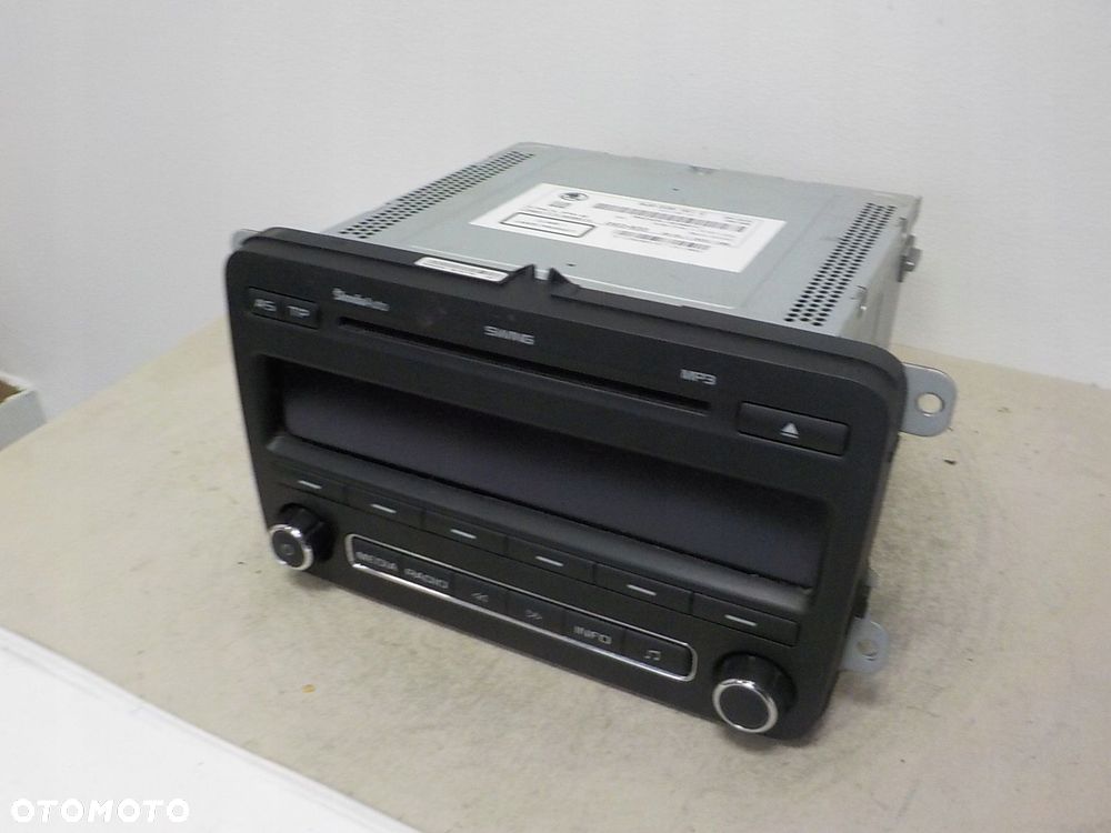 SKODA FABIA II ROOMSTER RADIO FABRYCZNE SWING 5J0035161C - 4