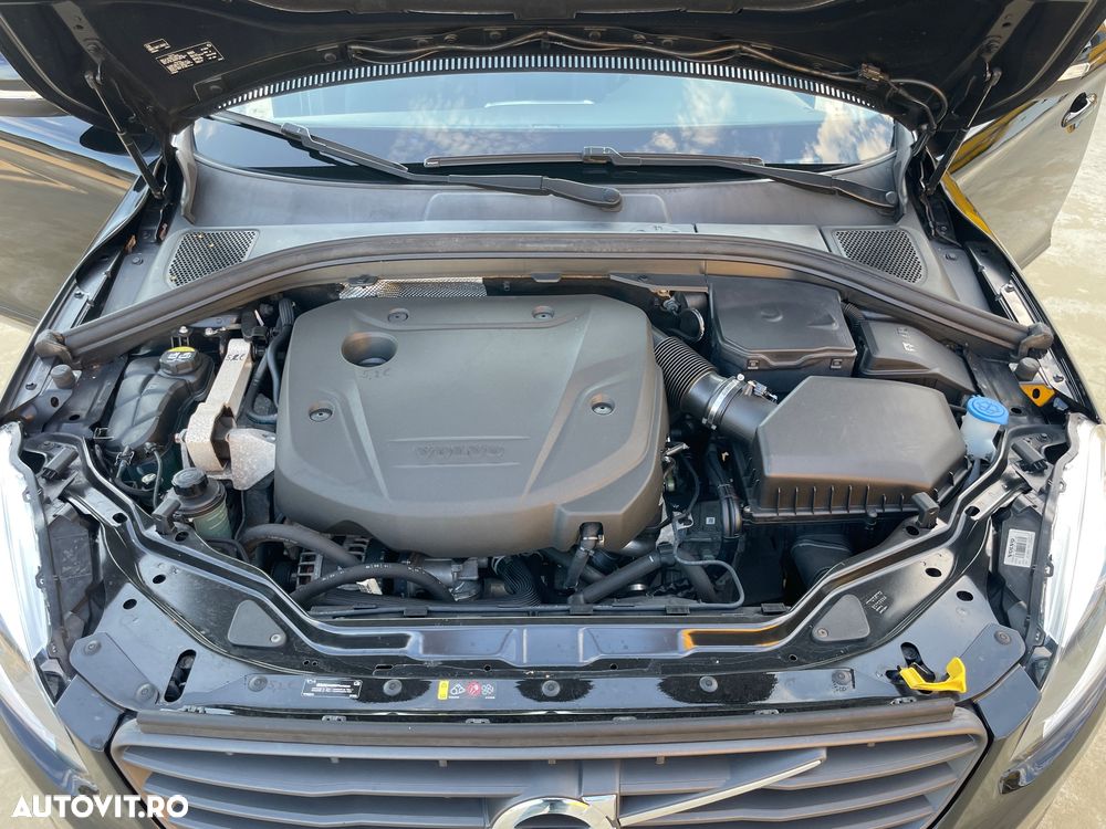 Volvo XC 60 D3 Momentum - 13