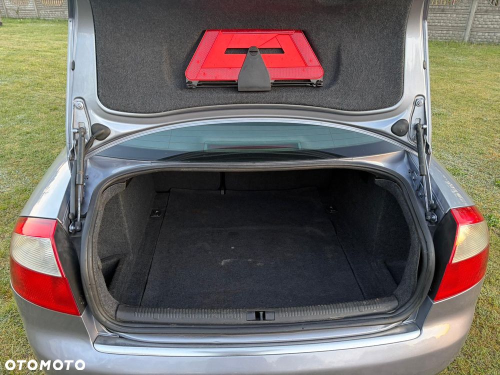 Audi A4 Limousine 1.9 TDI - 5