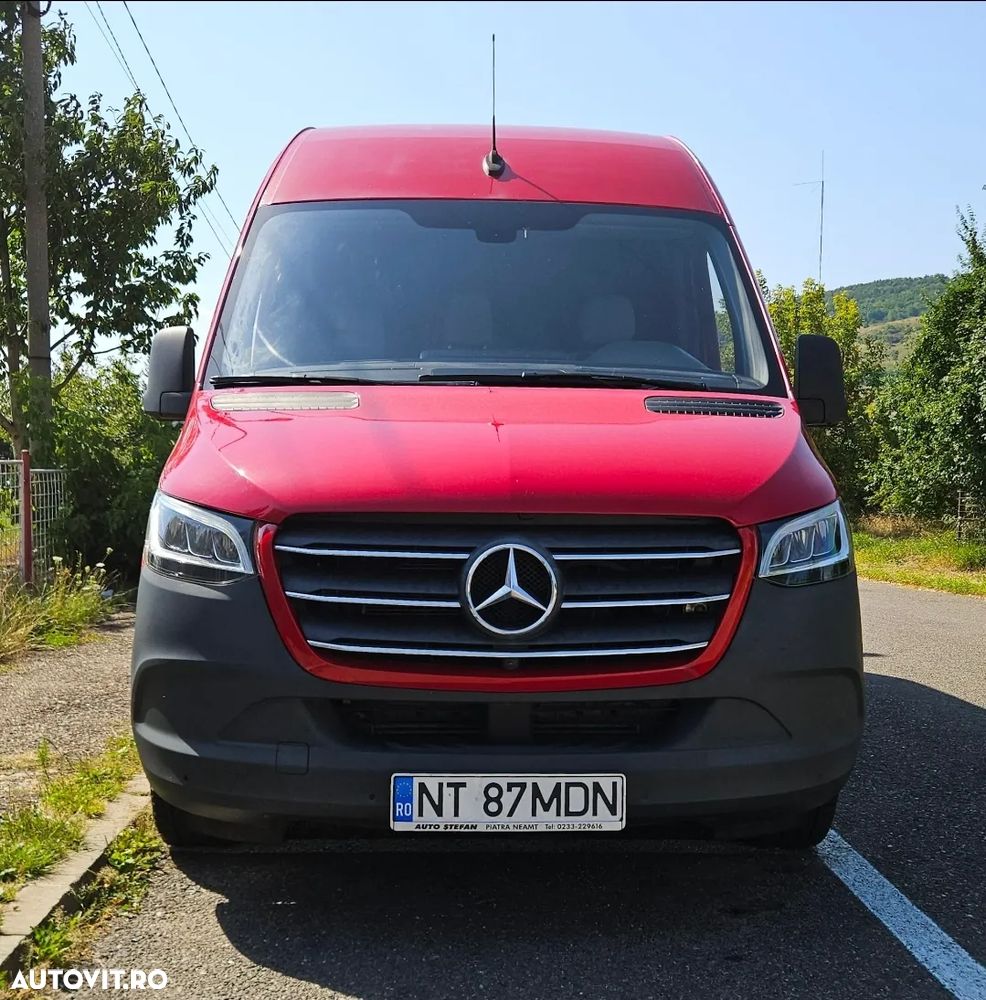Mercedes-Benz Sprinter - 2