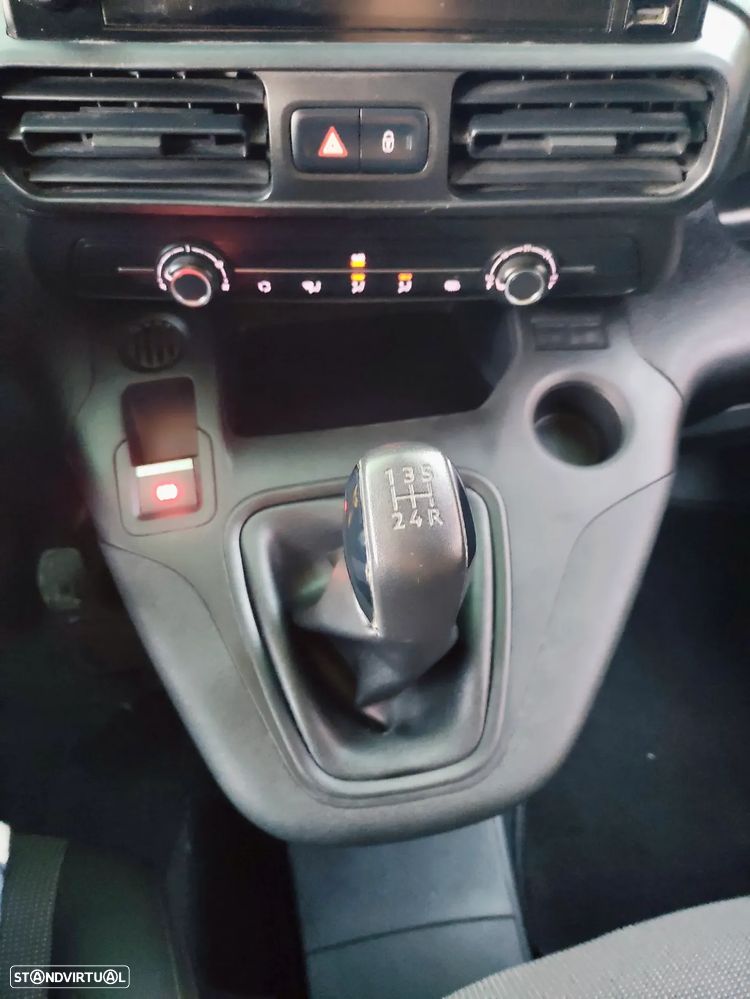 Peugeot Partner 1.5 BlueHDi Premium Longa - 12