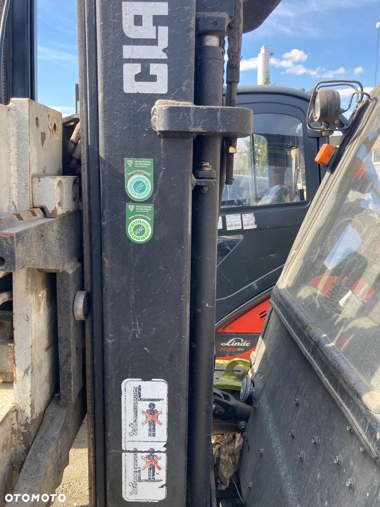 Clark [2007] Wózek widłowy CLARK C30L 3tony gaz - 10