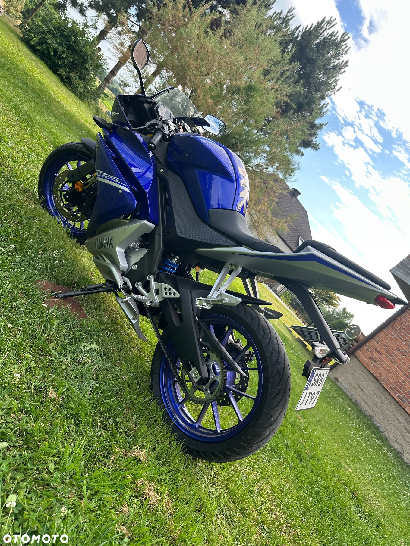 Yamaha YZF - 4