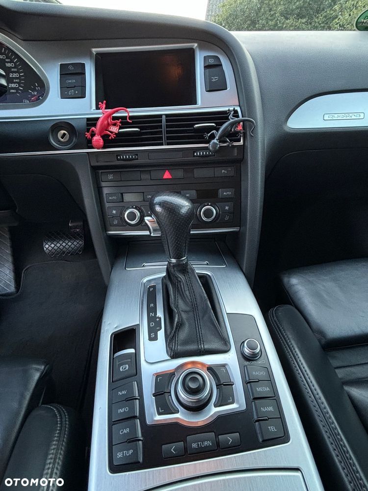 Audi A6 - 6