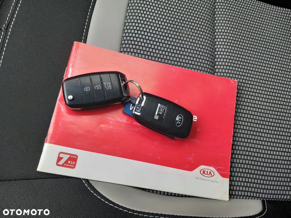 Kia Ceed Cee'd 1.6 CRDi L - 28