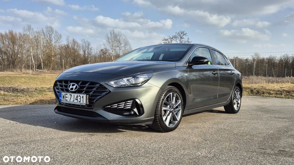 Hyundai i30 ver-1-5-t--gdi-48v-smart-dct - 13