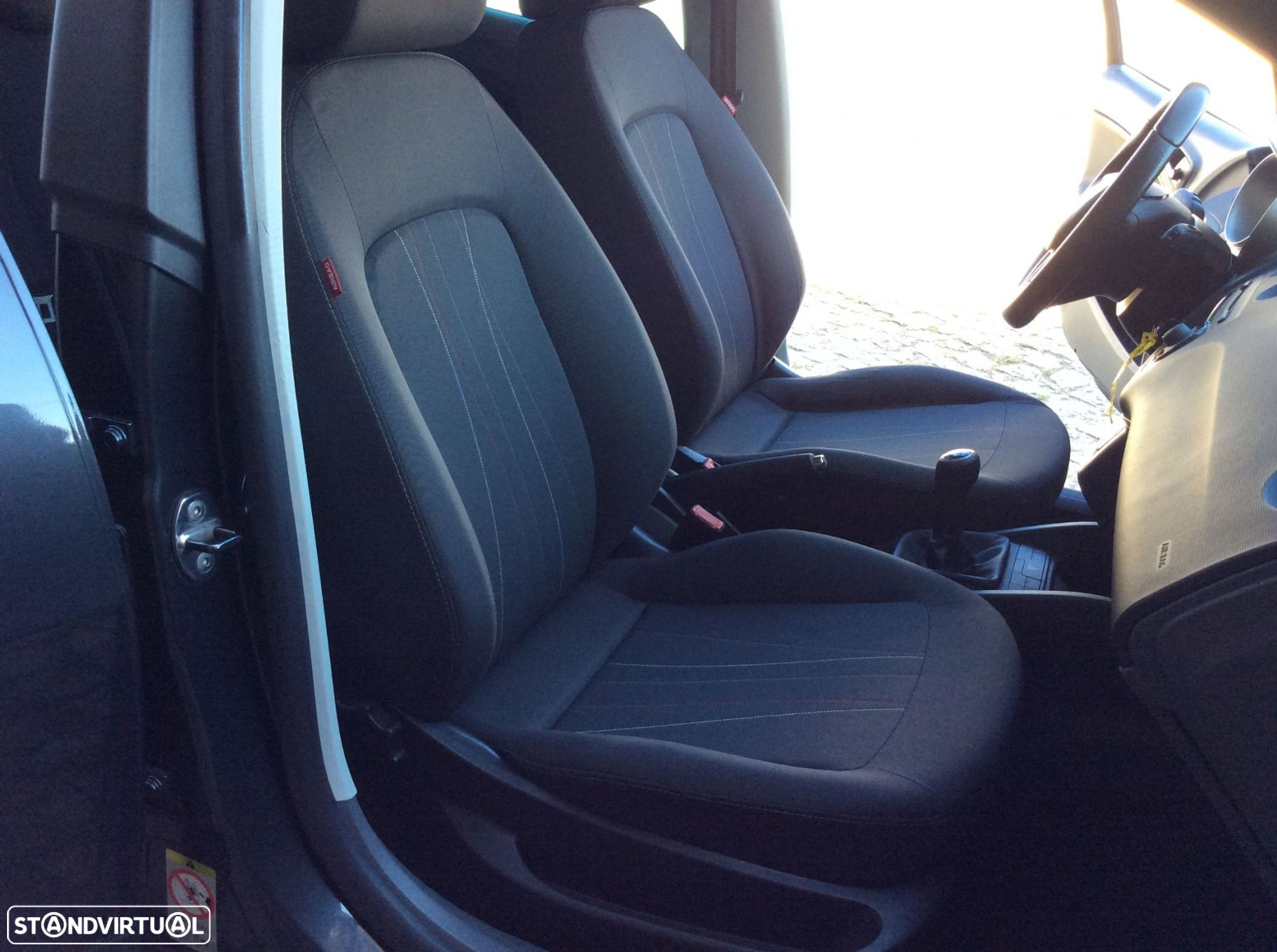 SEAT Ibiza 1.6 TDI Style - 36