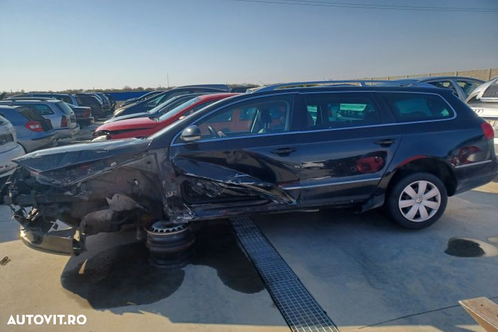Carlig remorca Volkswagen VW Passat B6  [din 2005 pana  2010] seria wagon 5-usi 2.0 TDI MT (170 hp) - 4