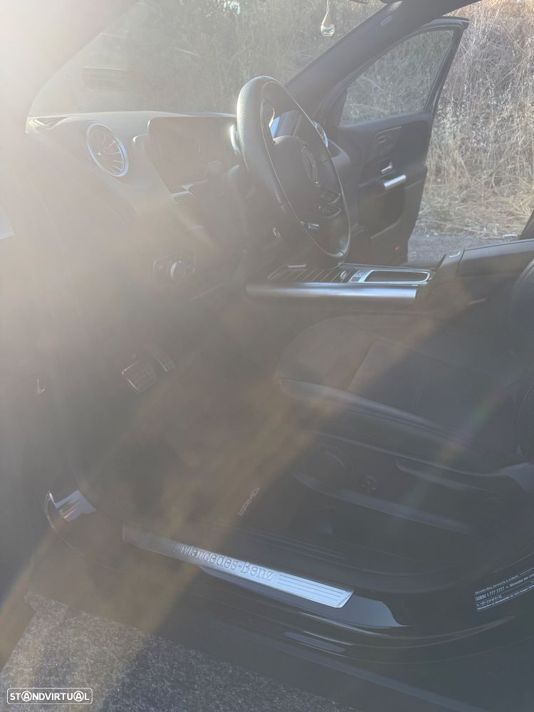 Mercedes-Benz GLA 180 d AMG Line - 12