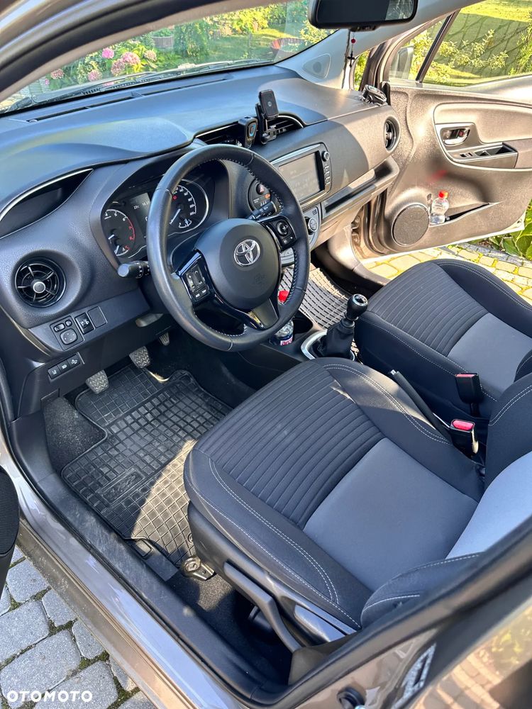 Toyota Yaris - 13