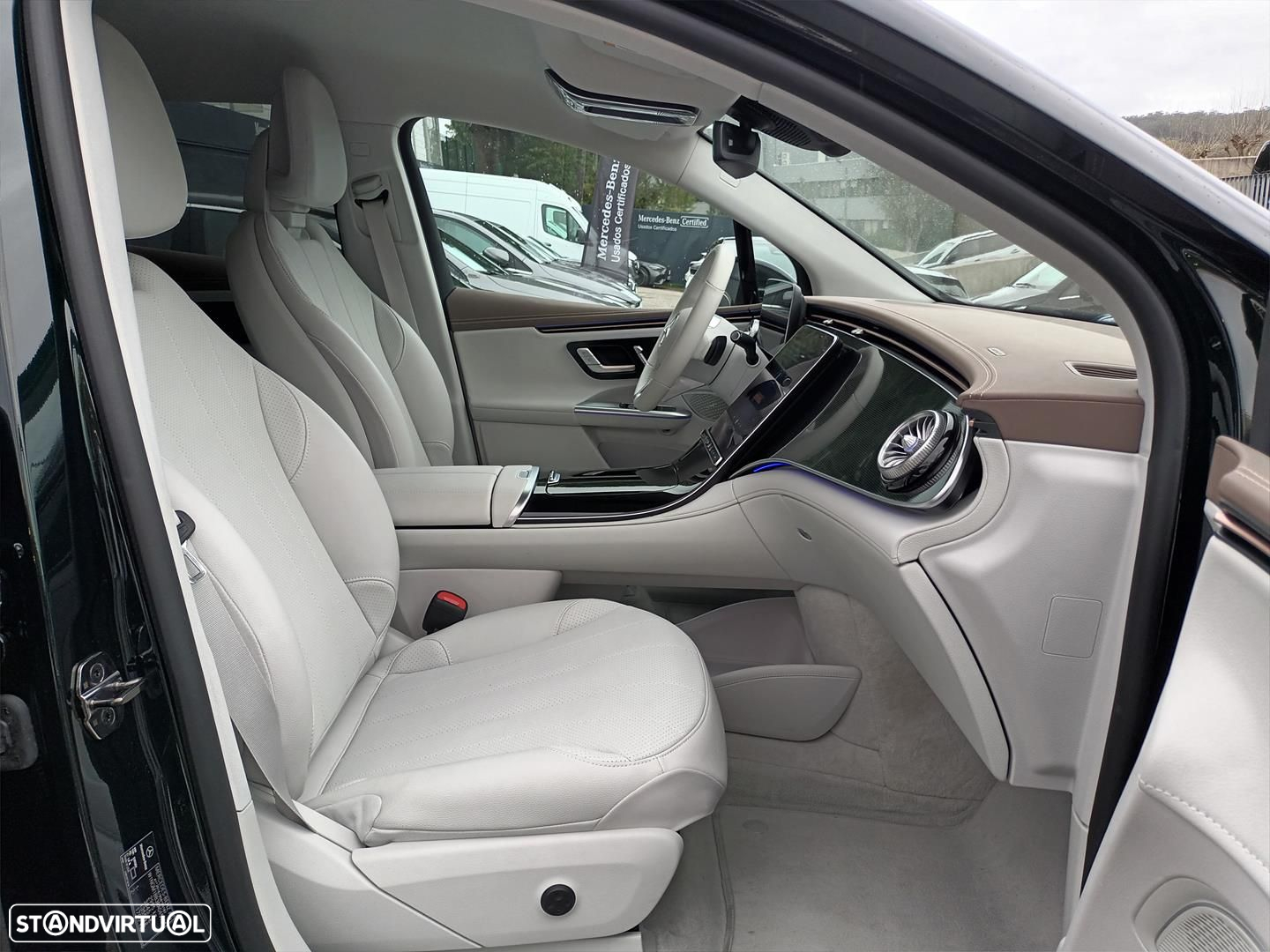 Mercedes-Benz EQE SUV 300 Edition - 12