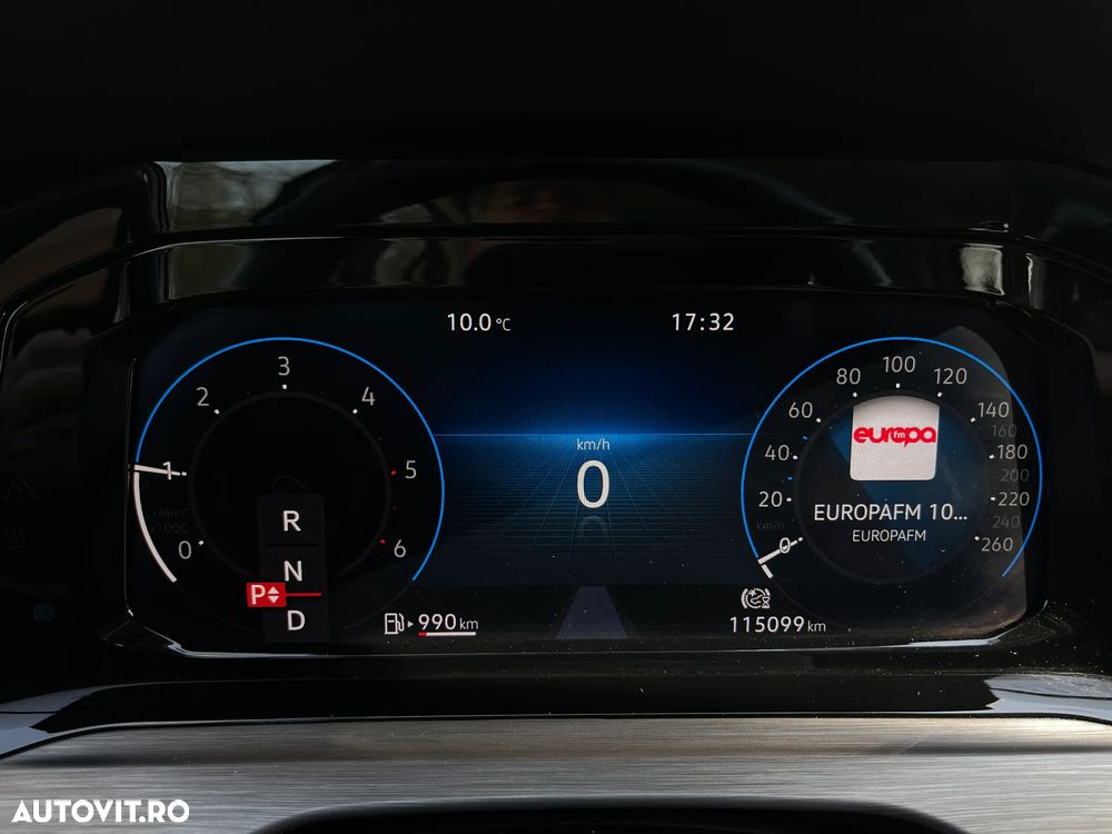 Volkswagen Golf 2.0 TDI DSG Highline - 28