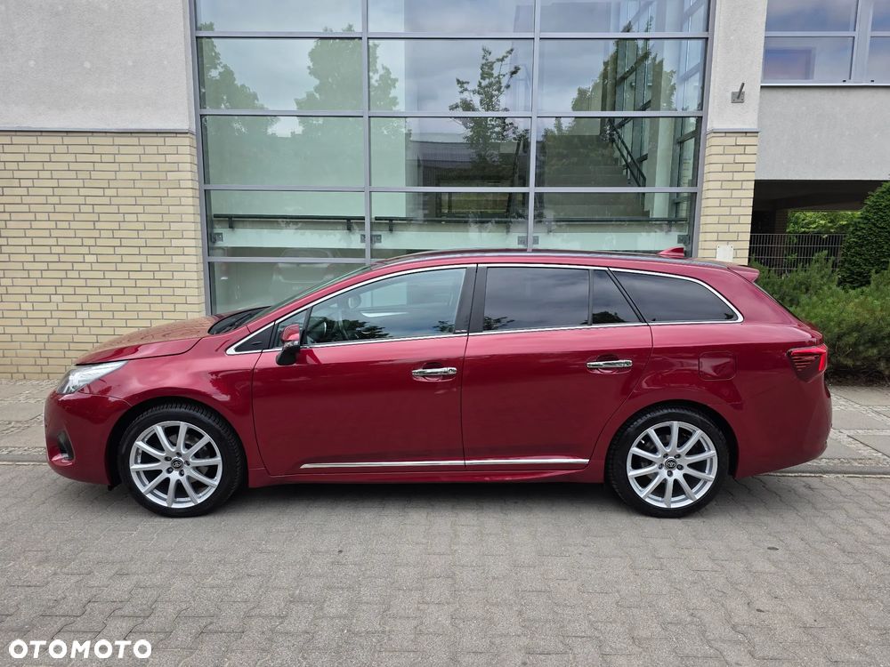 Toyota Avensis - 4
