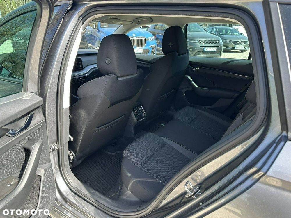 Skoda Octavia 2.0 TDI Ambition DSG - 16