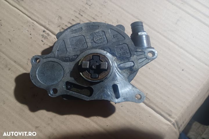 Pompa vacuum mecanica 03L145100 Volkswagen VW Passat B6 [2005 - 2010] - 4