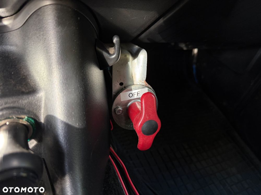 Land Rover Discovery - 18