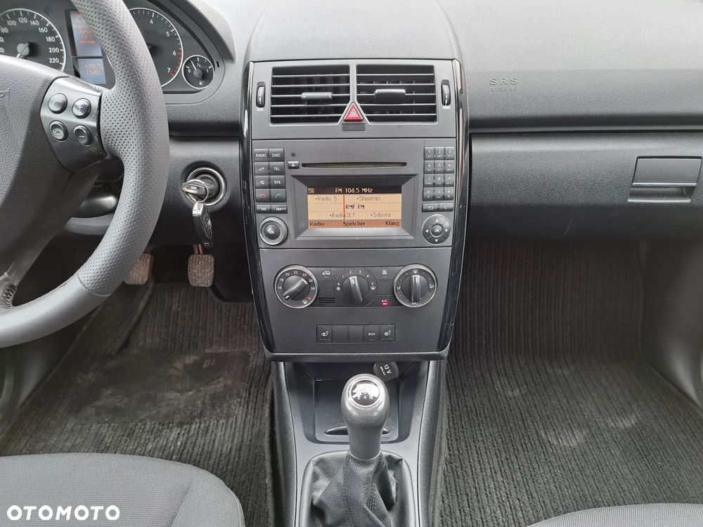 Mercedes-Benz Klasa A 160 BlueEfficiency - 19