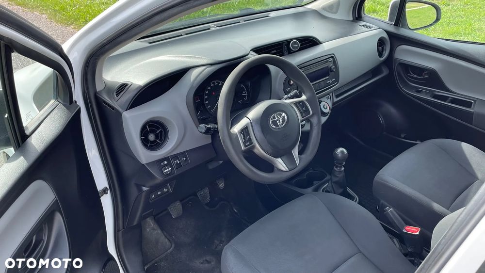 Toyota Yaris 1.5 Active - 9