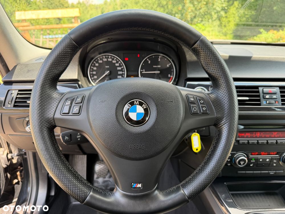 BMW Seria 3 318d DPF - 21
