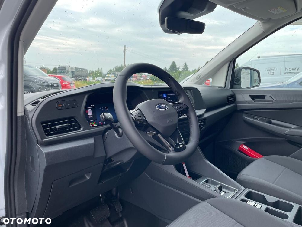 Ford Transit Connect - 21