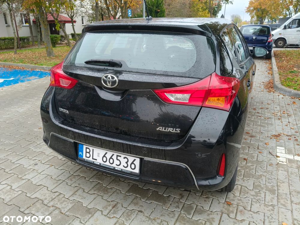 Toyota Auris - 4