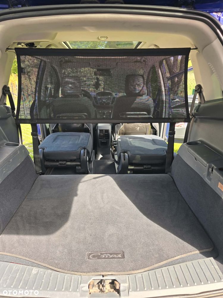 Ford Grand C-MAX - 18