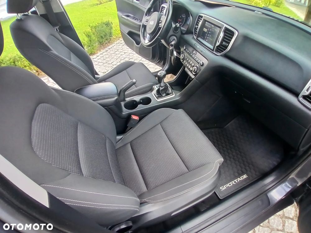 Kia Sportage - 33
