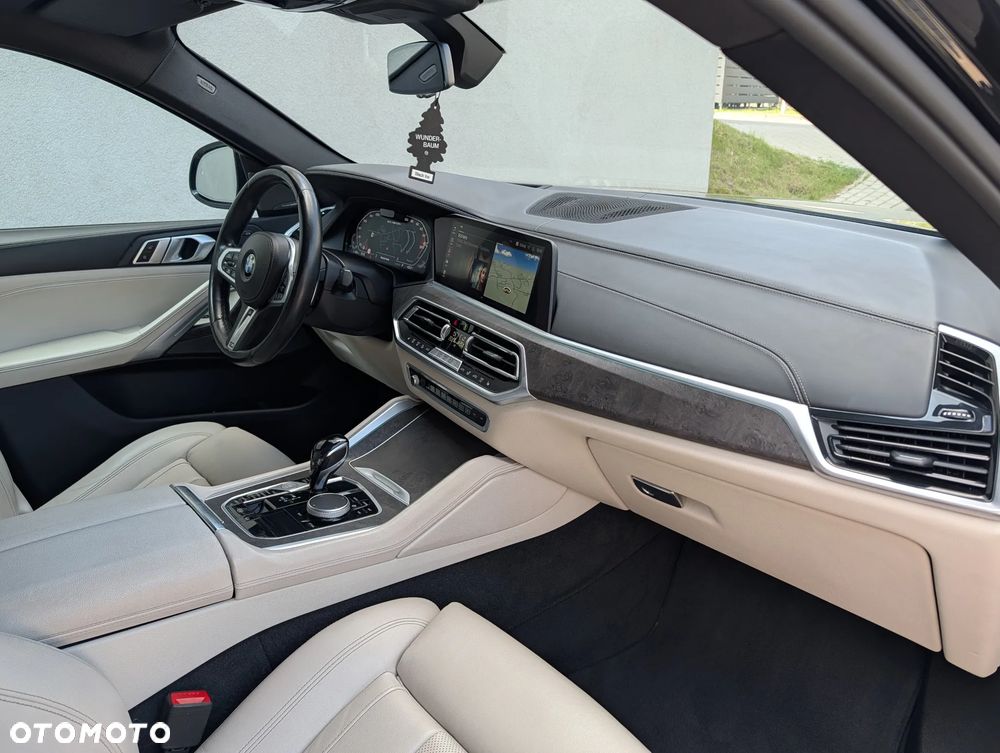 BMW X6 - 16