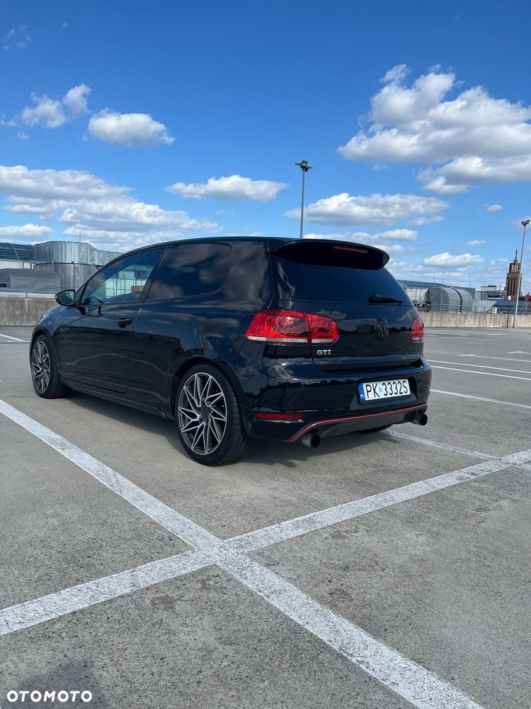 Volkswagen Golf - 4