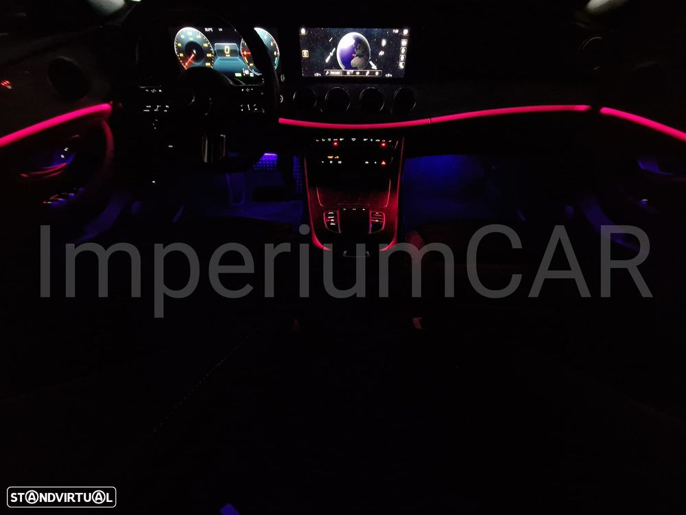 Mercedes-Benz E 300 de 4Matic 9G-TRONIC AMG Line - 30